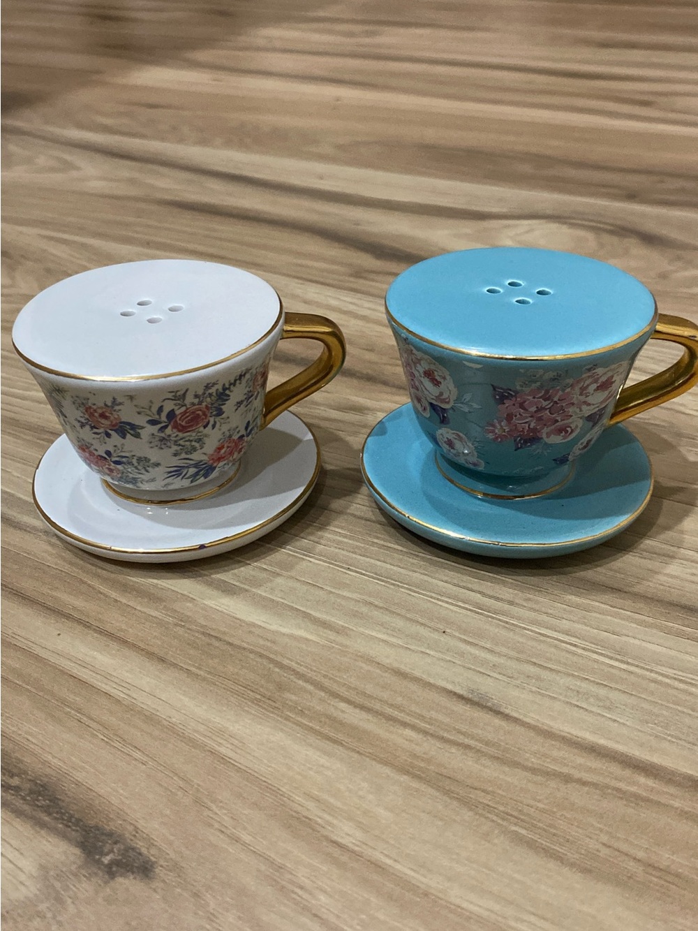 Floral Porcelain Teacup Salt & Pepper Shaker Set - White & Blue